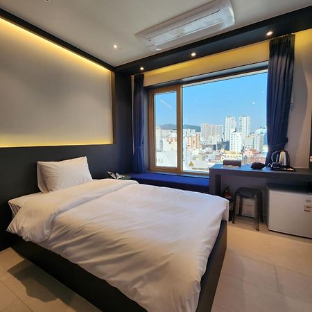 Gold Stone Hotel Пусан Экстерьер фото