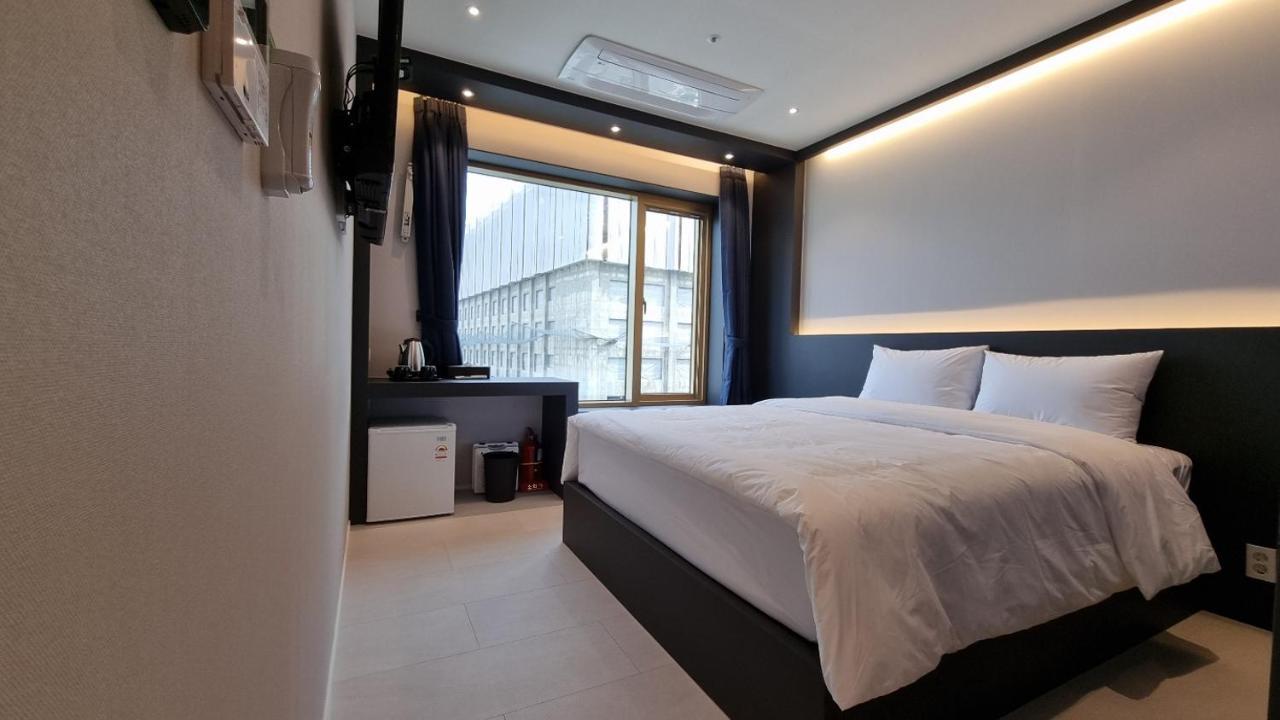 Gold Stone Hotel Пусан Экстерьер фото